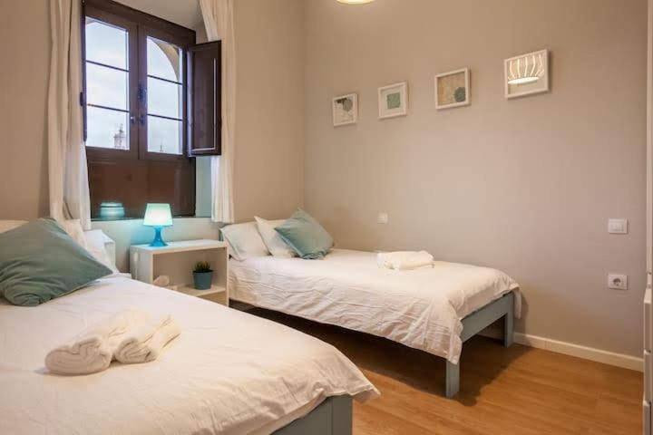 Central Apartment In 塞维利亚 外观 照片